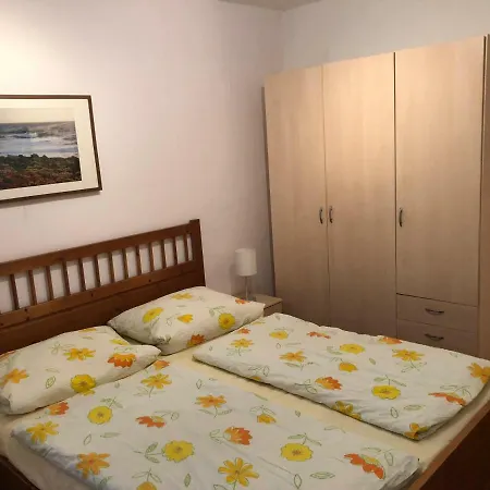 Waldhaus Apartman *